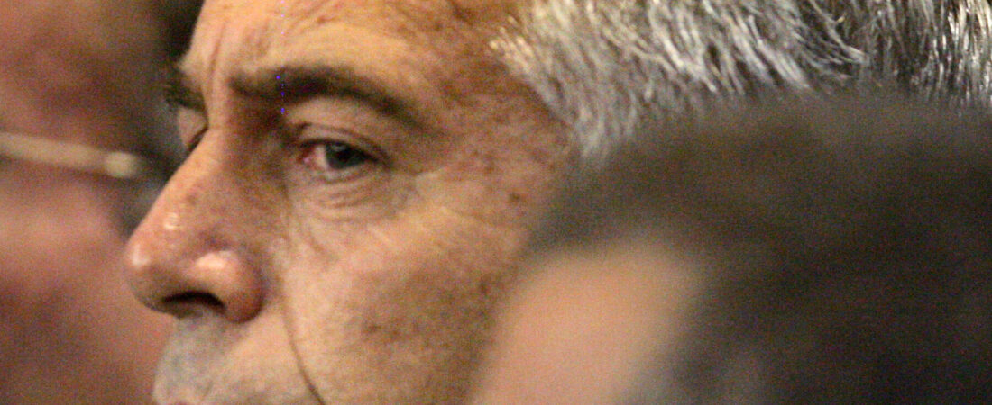 Epstein’s Final Words? New Evidence Claims Secret “Suicide Note” Found in Hidden Safe